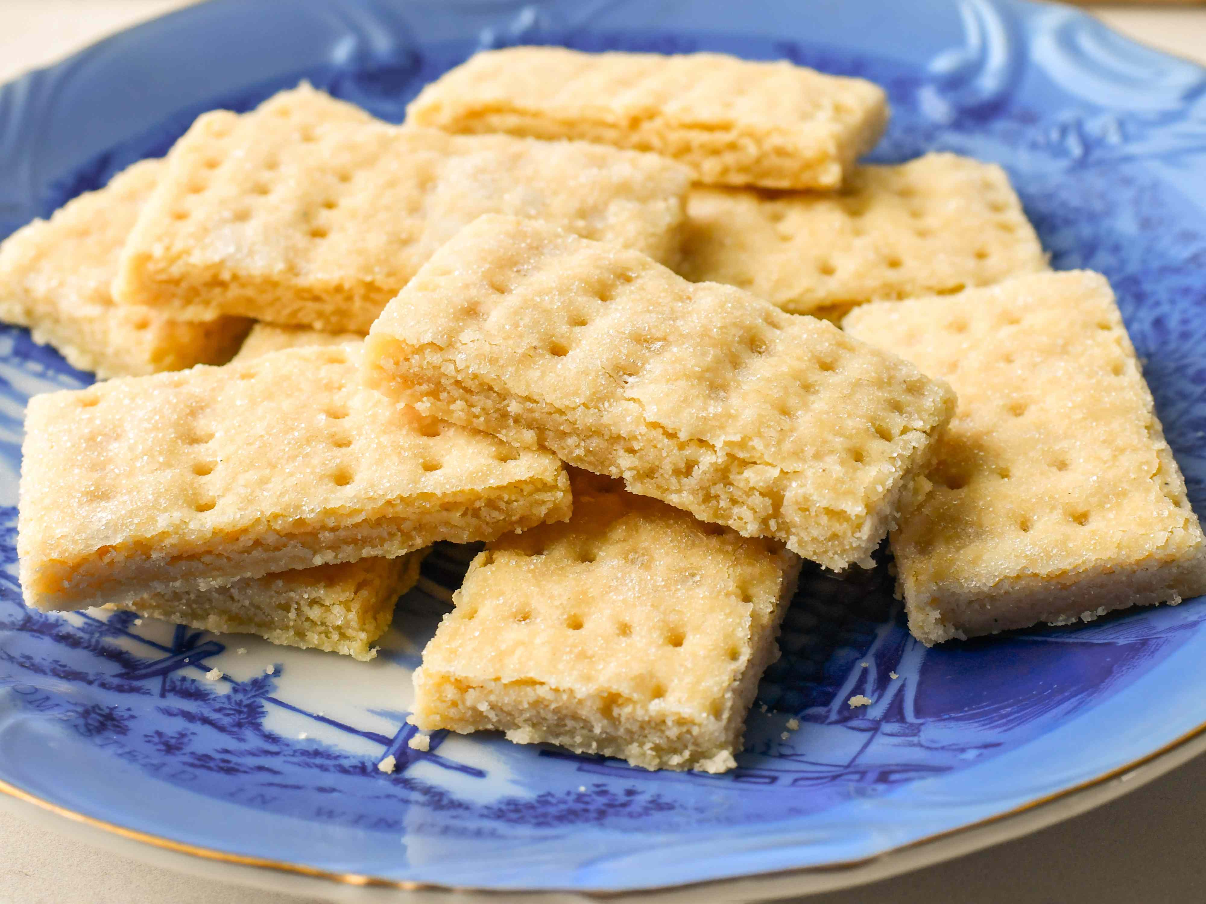 3-Ingredient Scottish Shortbread
